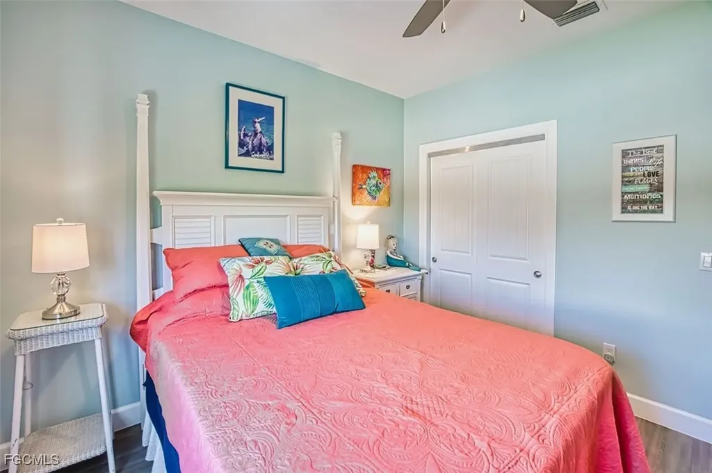 Sanibel FL 33957