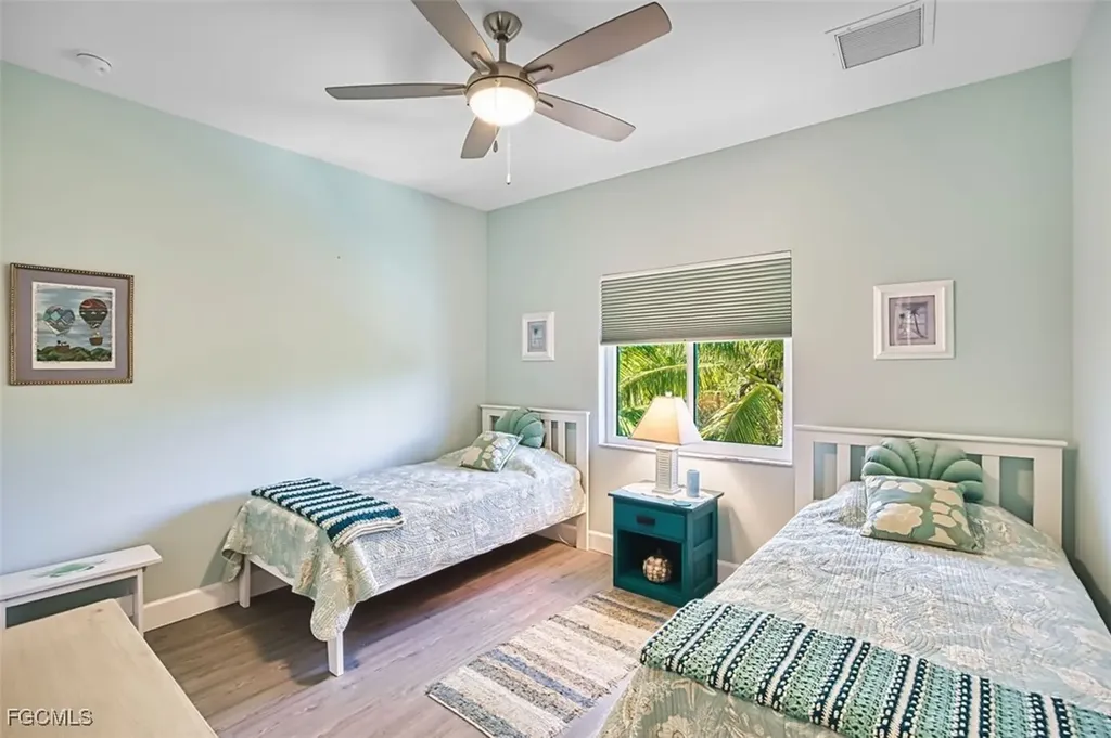 Sanibel FL 33957