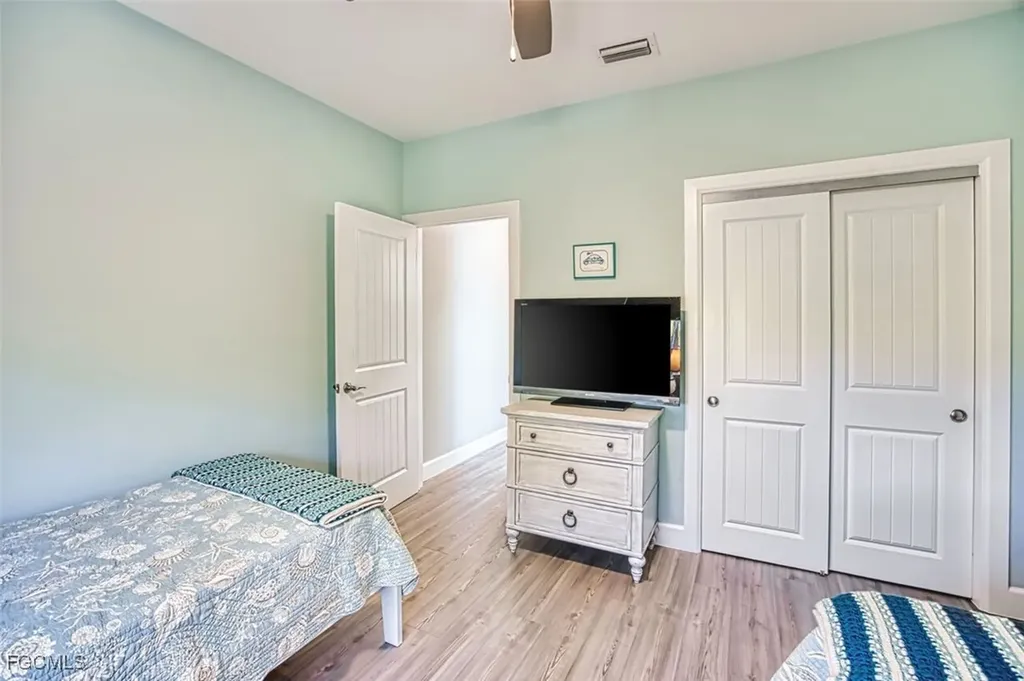 Sanibel FL 33957