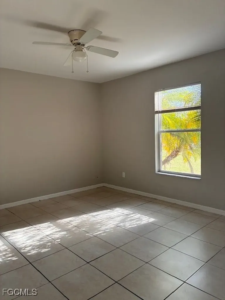 4522 20th Street SW Lehigh Acres FL 33973