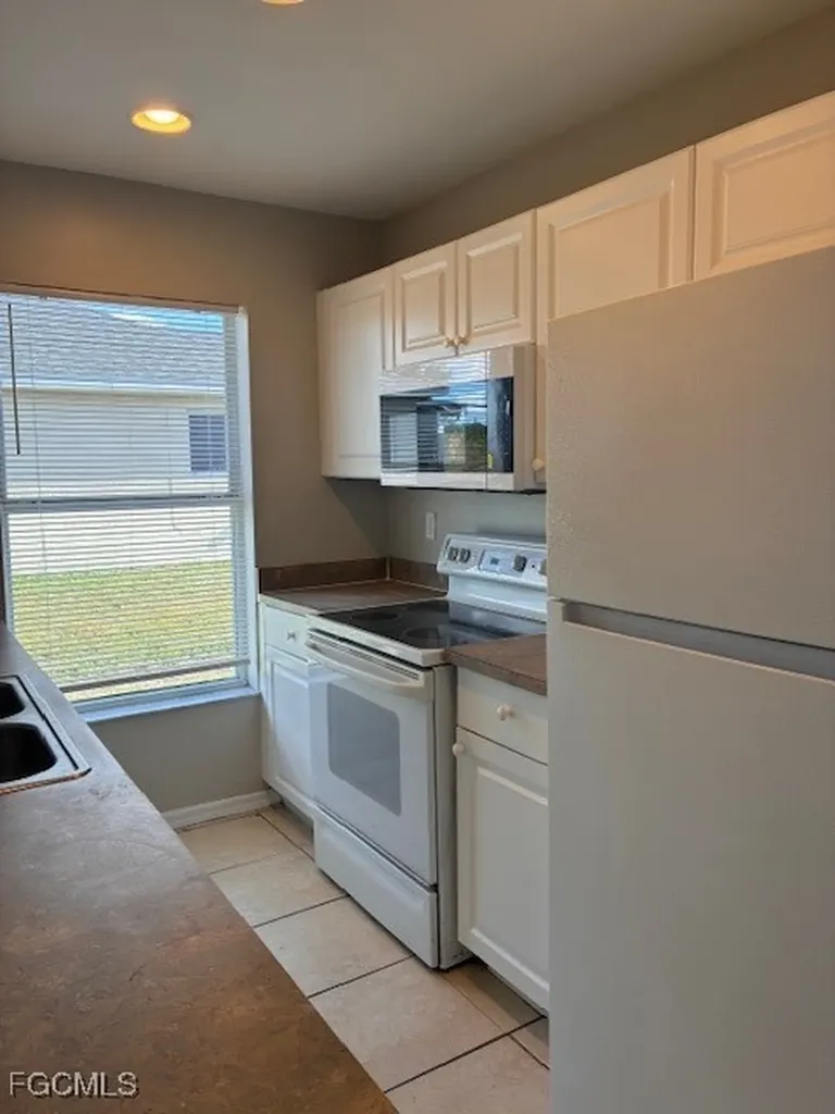 4522 20th Street SW Lehigh Acres FL 33973
