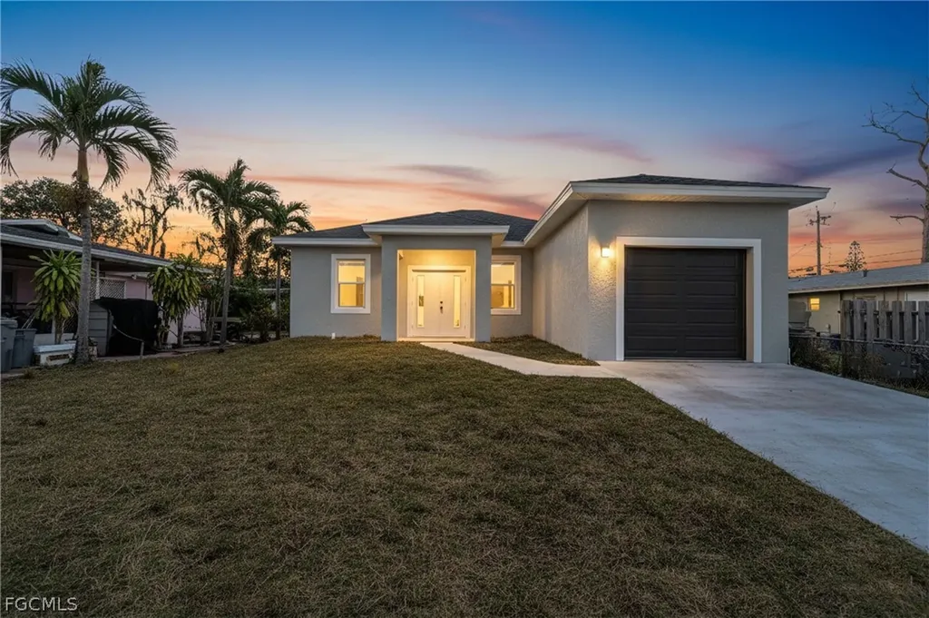 5511 Tenth Avenue Fort Myers FL 33907