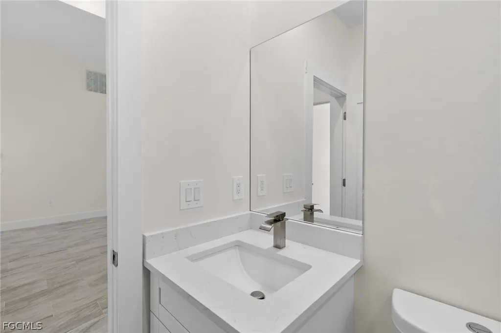 5511 Tenth Avenue Fort Myers FL 33907