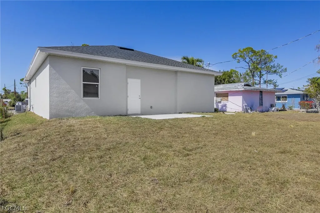 5511 Tenth Avenue Fort Myers FL 33907