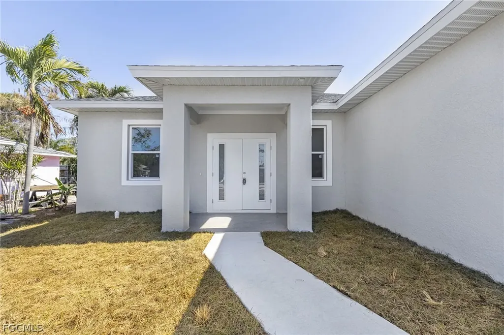 5511 Tenth Avenue Fort Myers FL 33907