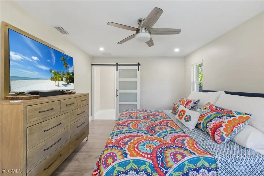 6807 Azalea Lane Fort Myers FL 33919