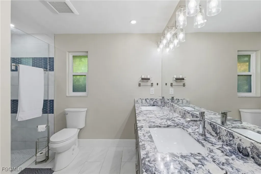 6807 Azalea Lane Fort Myers FL 33919
