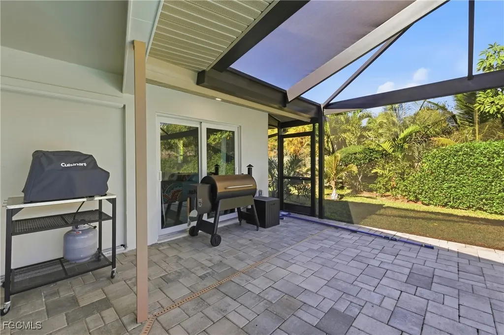 6807 Azalea Lane Fort Myers FL 33919
