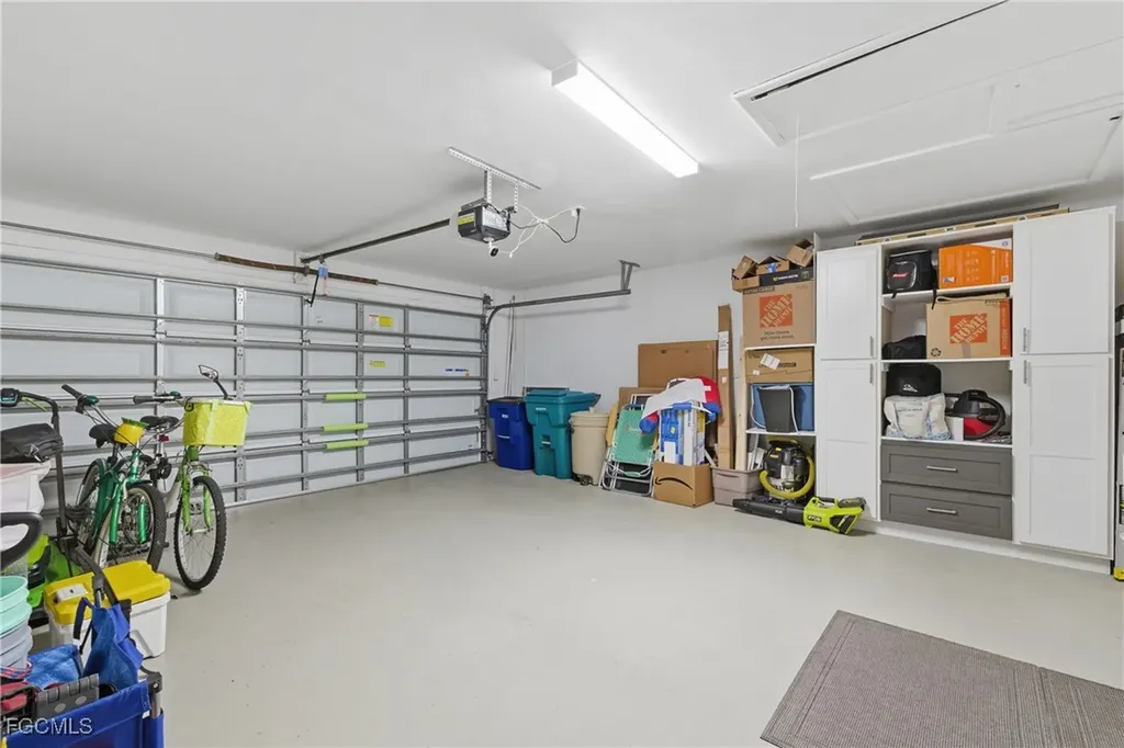 6807 Azalea Lane Fort Myers FL 33919