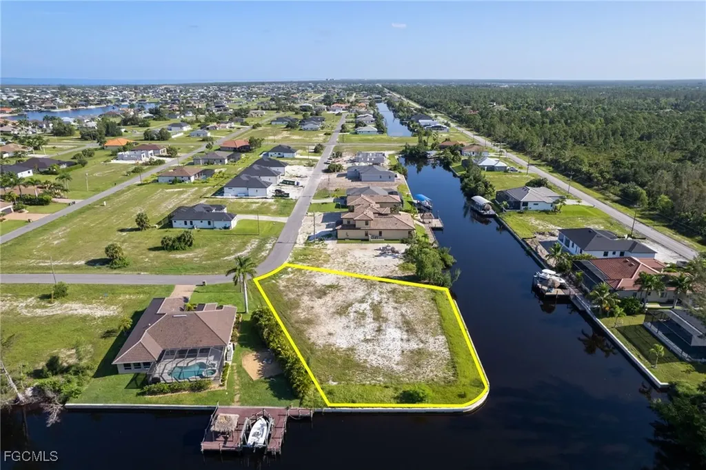 2701 NW 41st Avenue Cape Coral FL 33993