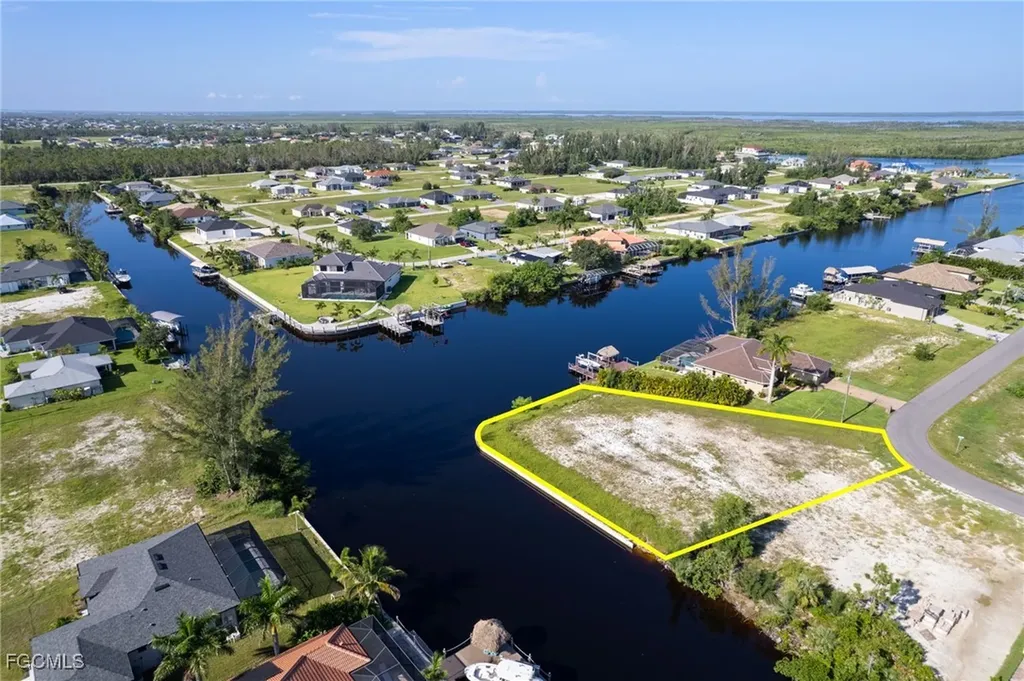 2701 NW 41st Avenue Cape Coral FL 33993