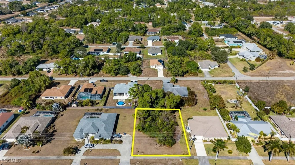 719 Milwaukee Boulevard Lehigh Acres FL 33974