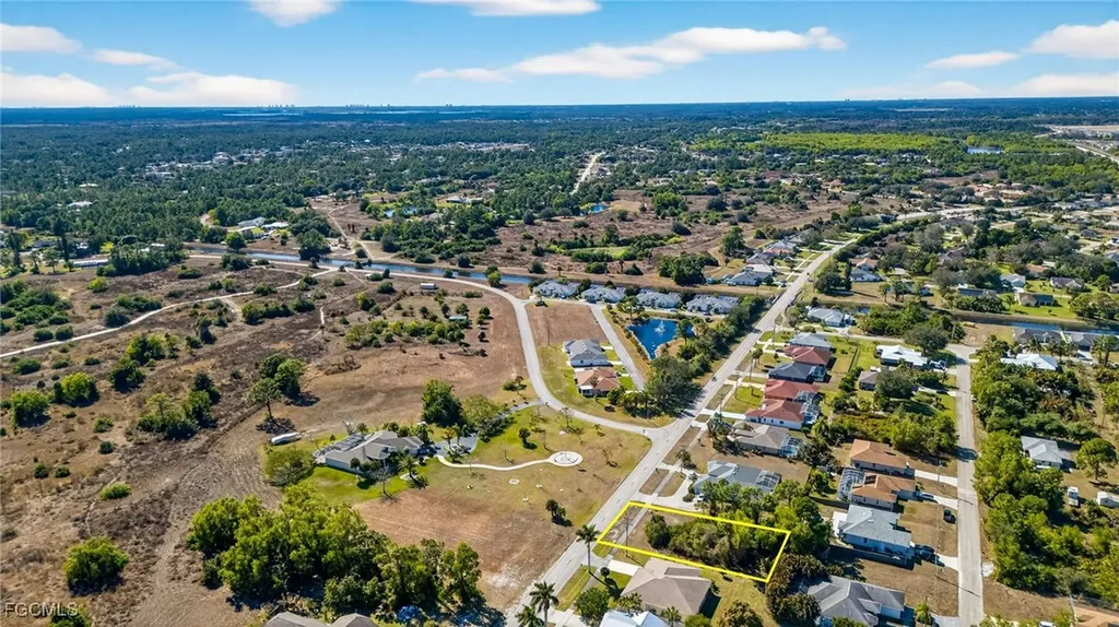 719 Milwaukee Boulevard Lehigh Acres FL 33974