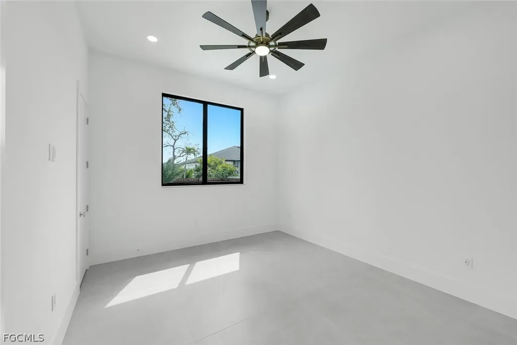3606 SW 3rd Street Cape Coral FL 33991