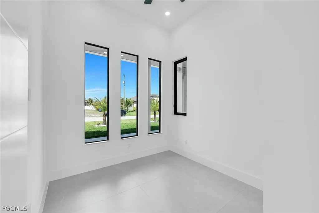 3606 SW 3rd Street Cape Coral FL 33991