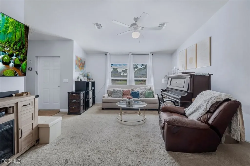 5013 SE Tradewinds Circle Labelle FL 33935