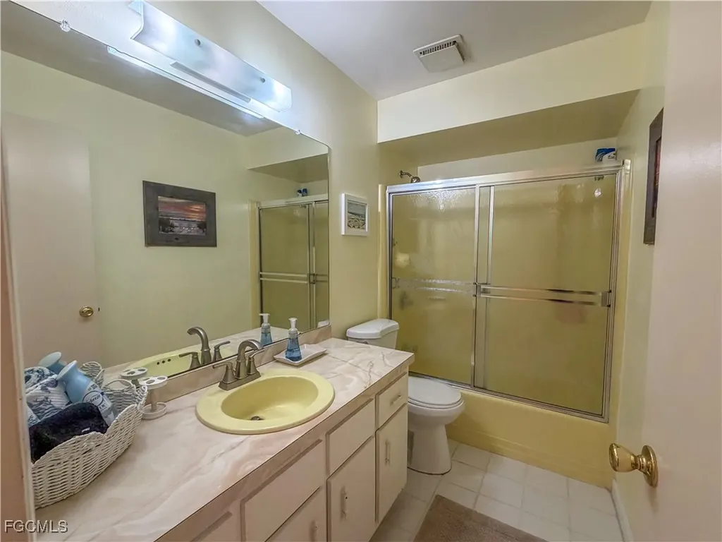 1115 SW 54th Lane Cape Coral FL 33914