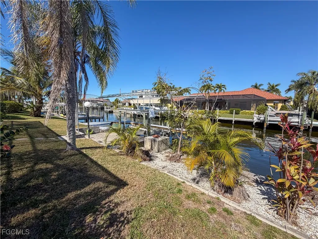1115 SW 54th Lane Cape Coral FL 33914