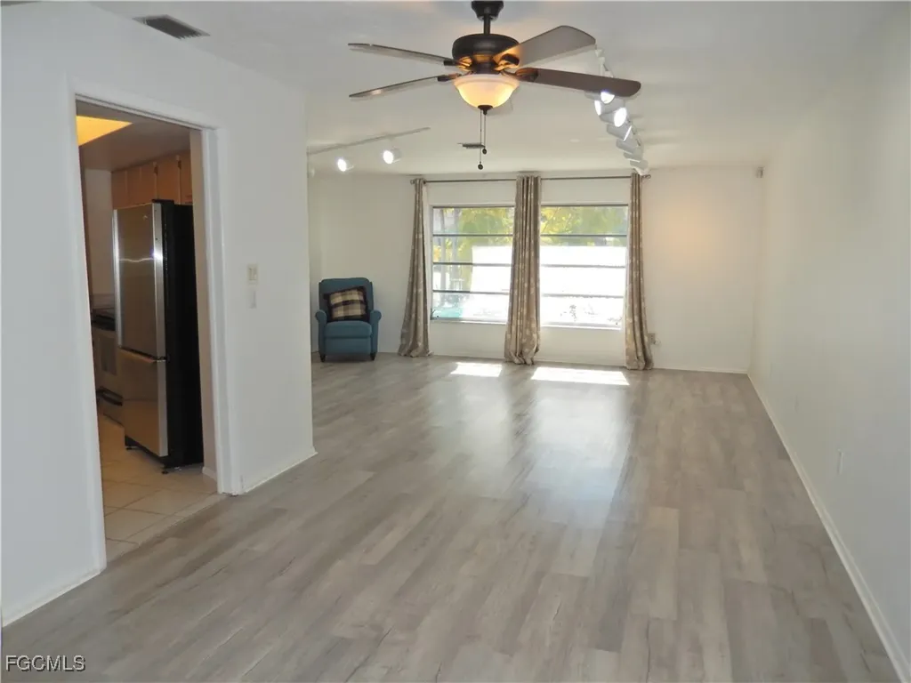 229 SE 46th Lane Cape Coral FL 33904