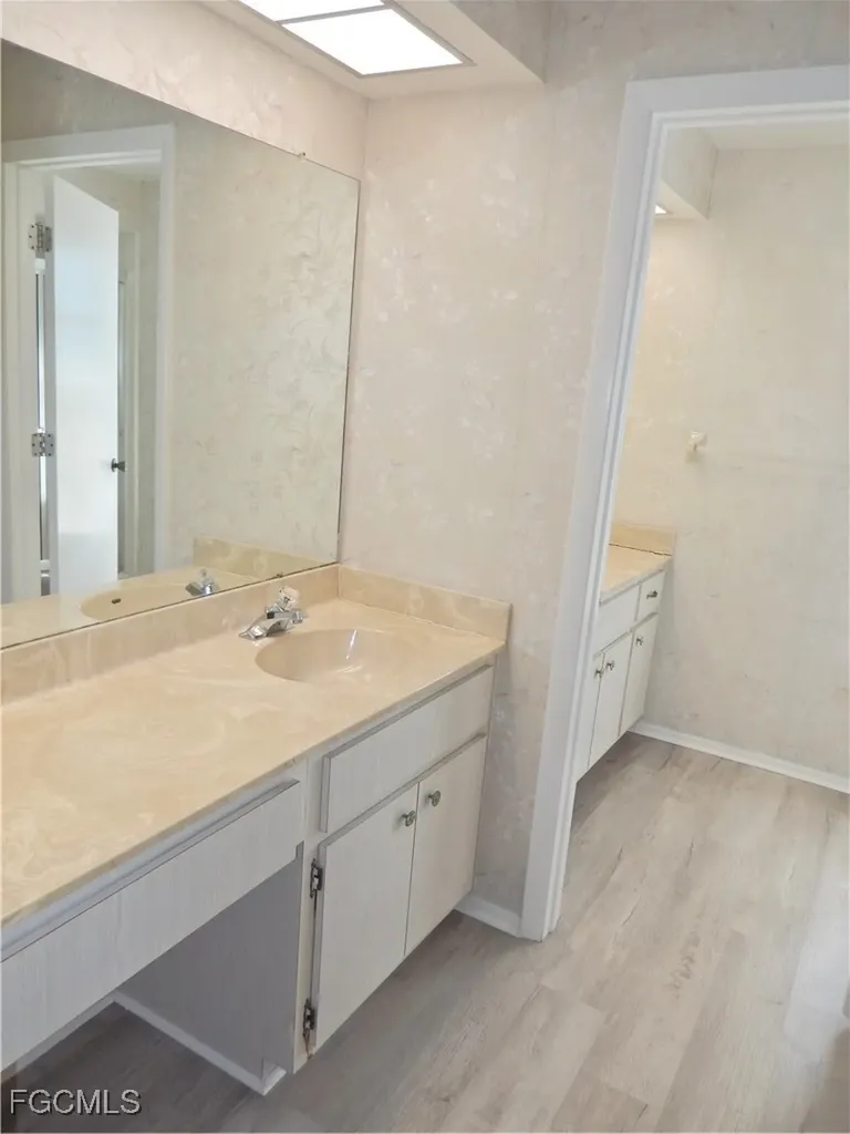 229 SE 46th Lane Cape Coral FL 33904