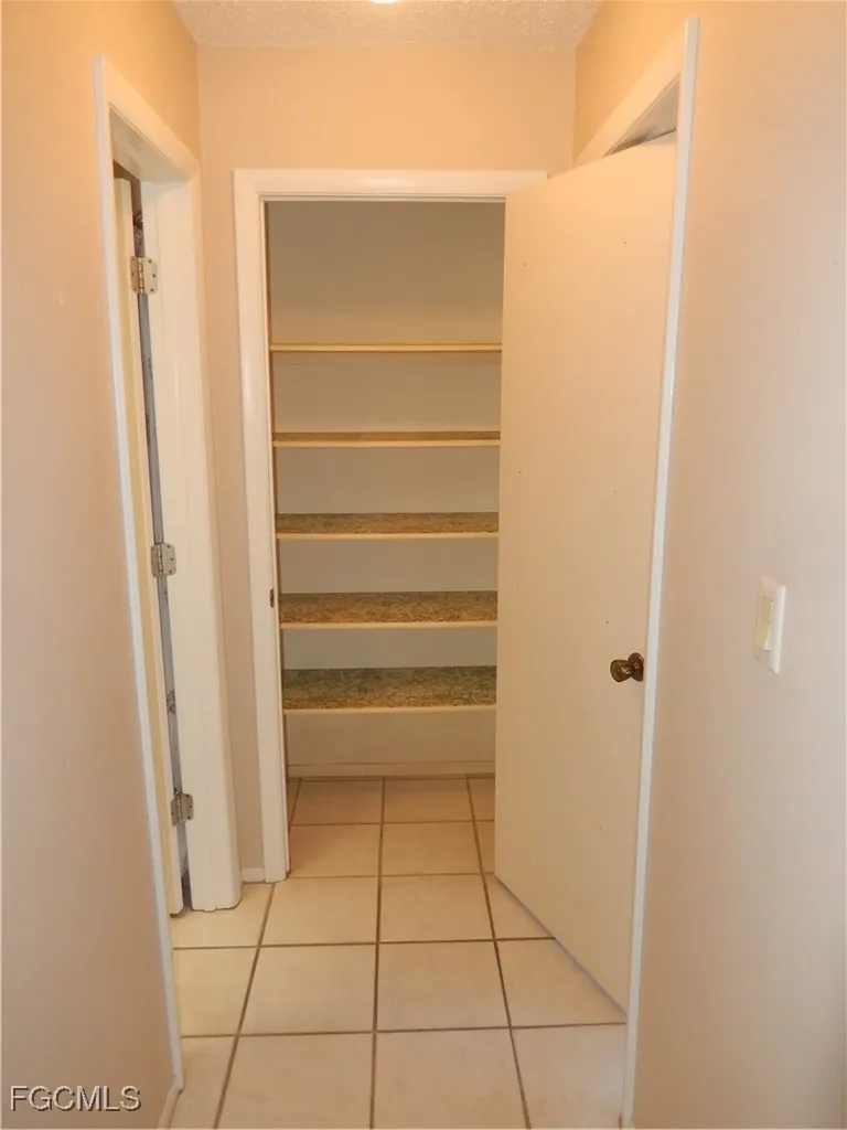 229 SE 46th Lane Cape Coral FL 33904