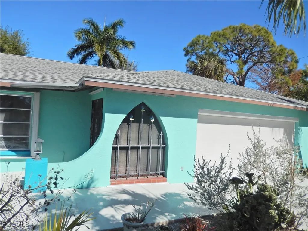 229 SE 46th Lane Cape Coral FL 33904