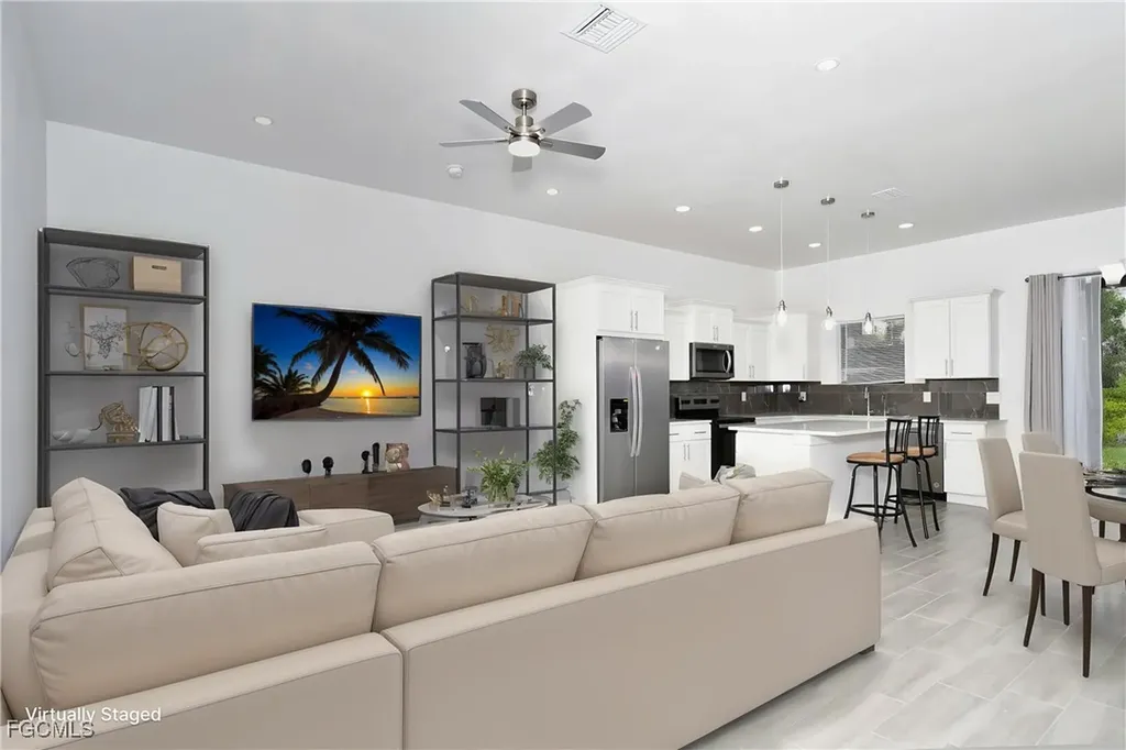 859 Eisenhower Boulevard Lehigh Acres FL 33974