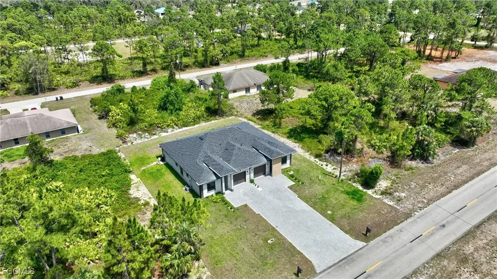 859 Eisenhower Boulevard Lehigh Acres FL 33974