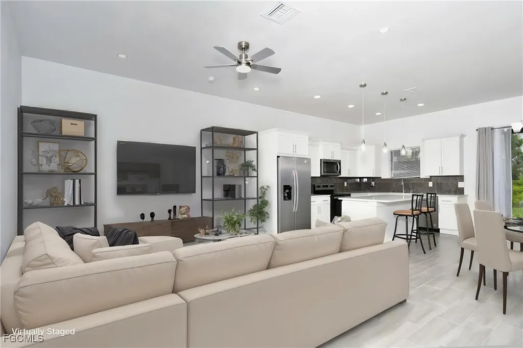 859 Eisenhower Boulevard Lehigh Acres FL 33974
