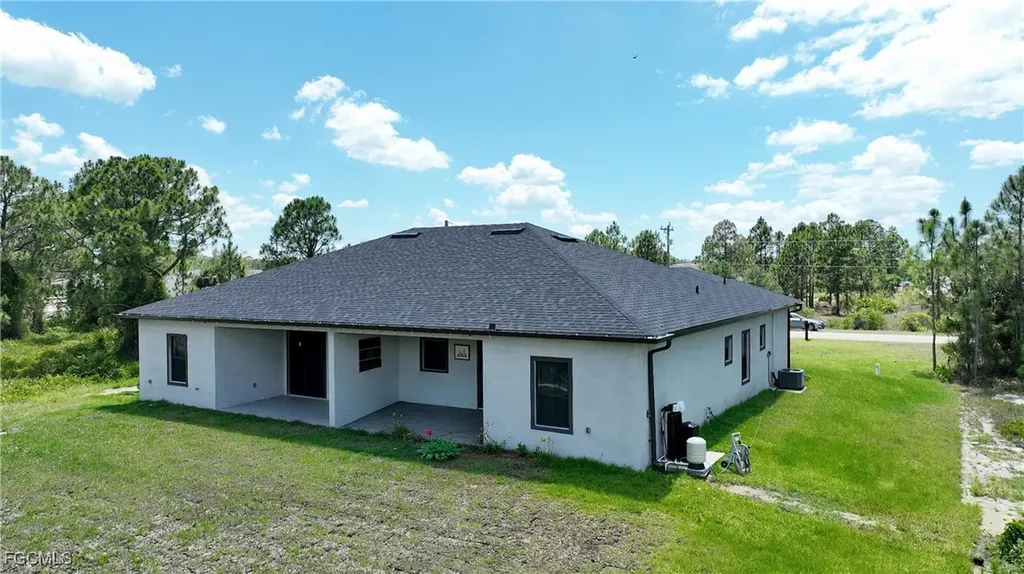 859 Eisenhower Boulevard Lehigh Acres FL 33974