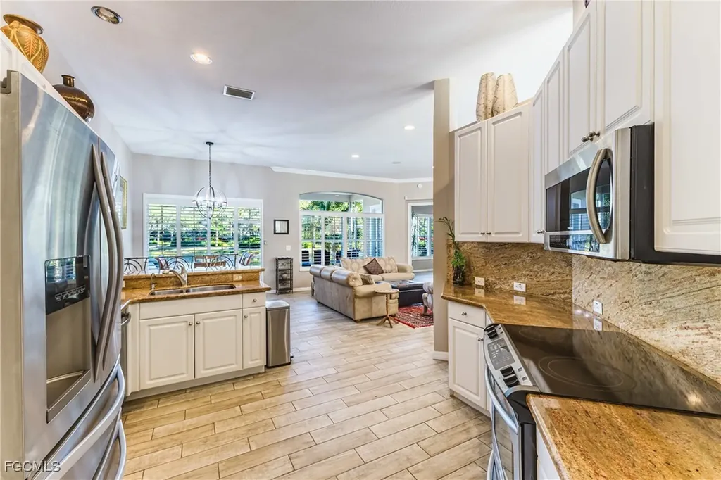 25413 Alicante Drive Bonita Springs FL 34134