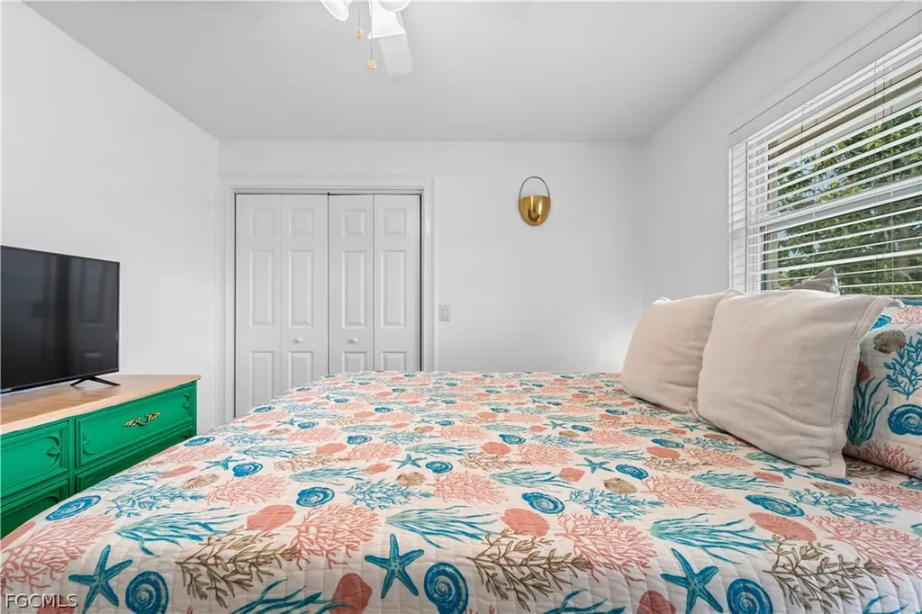 939 Bluebird Street Naples FL 34104