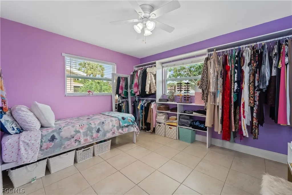 939 Bluebird Street Naples FL 34104