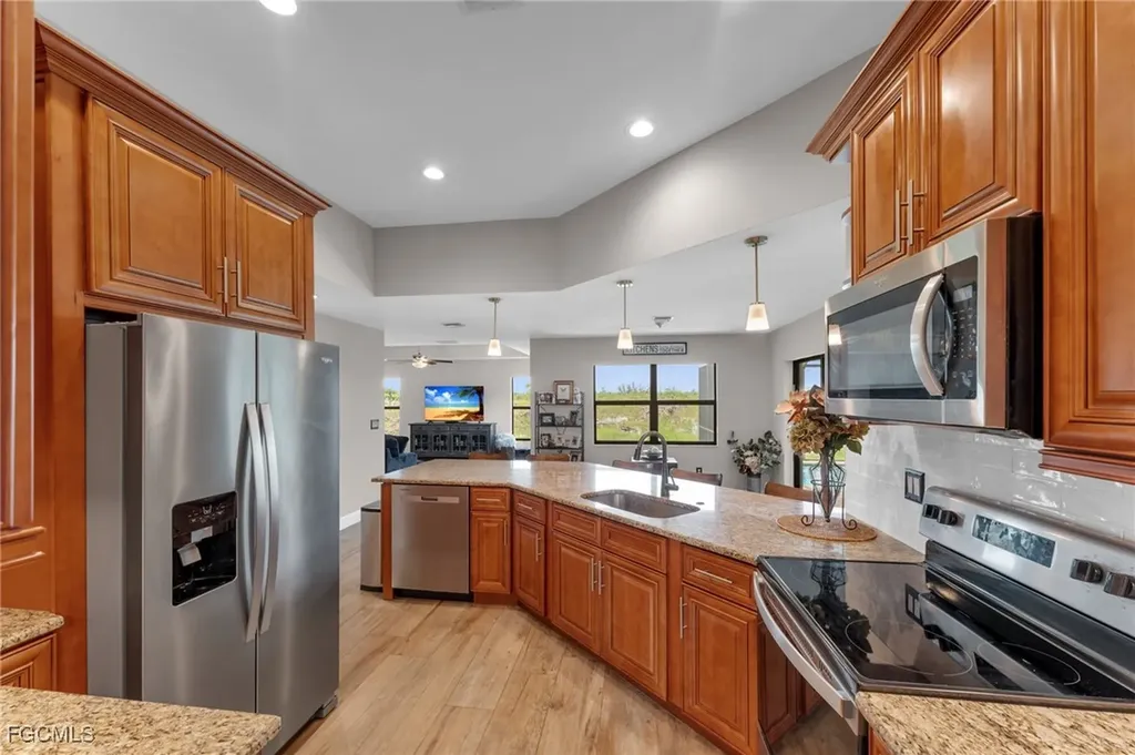 4125 NW 16th Terrace Cape Coral FL 33993