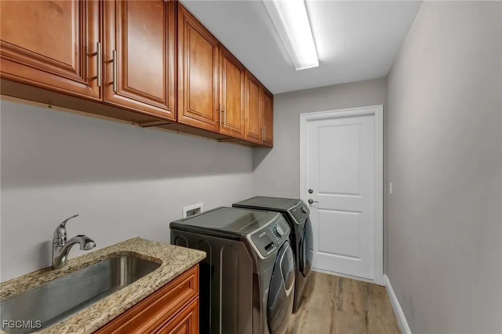 4125 NW 16th Terrace Cape Coral FL 33993