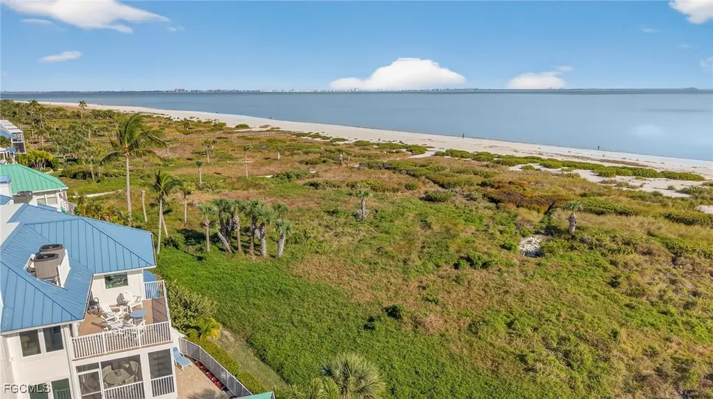 431 Bella Vista Way E Sanibel FL 33957