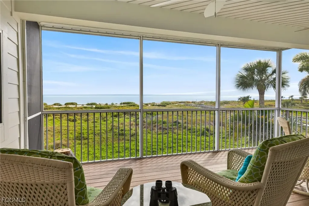 431 Bella Vista Way E Sanibel FL 33957