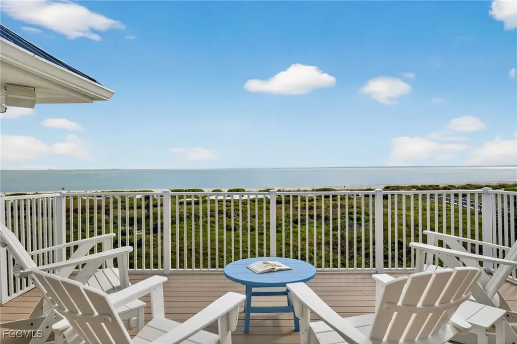 431 Bella Vista Way E Sanibel FL 33957