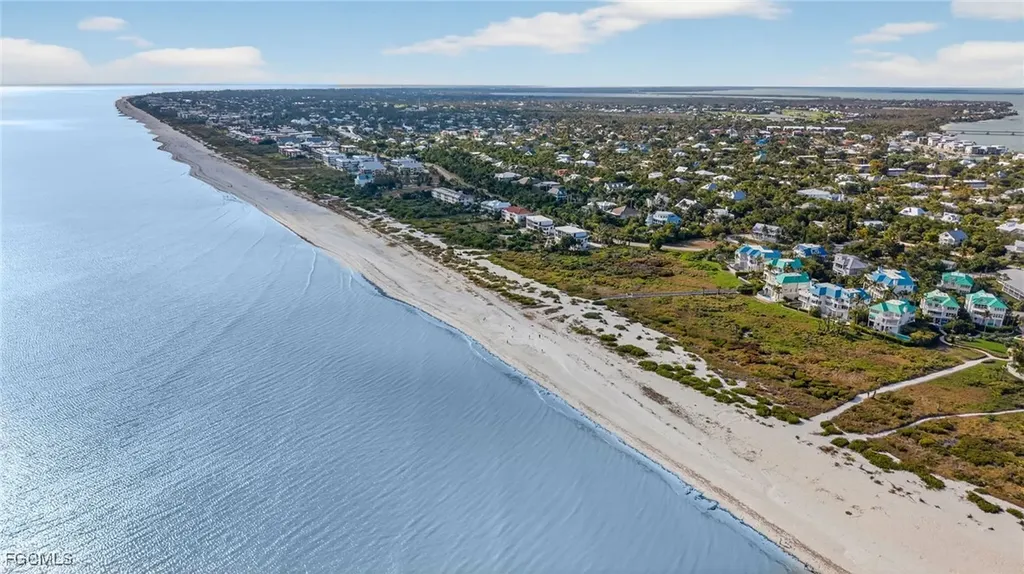 431 Bella Vista Way E Sanibel FL 33957