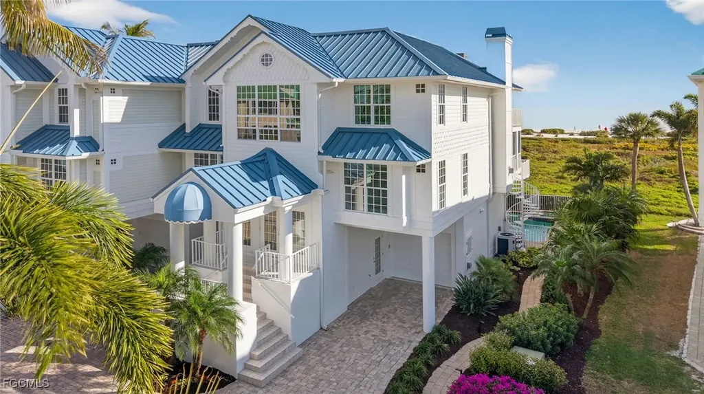 431 Bella Vista Way E Sanibel FL 33957