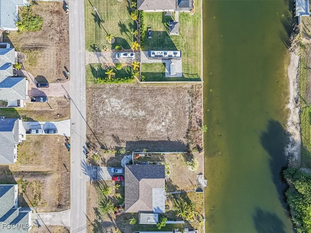 322 NE 20th Street Cape Coral FL 33909