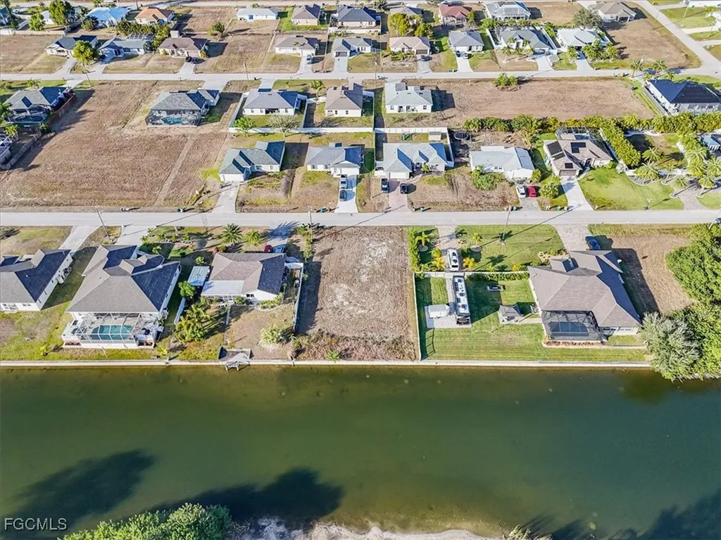 322 NE 20th Street Cape Coral FL 33909