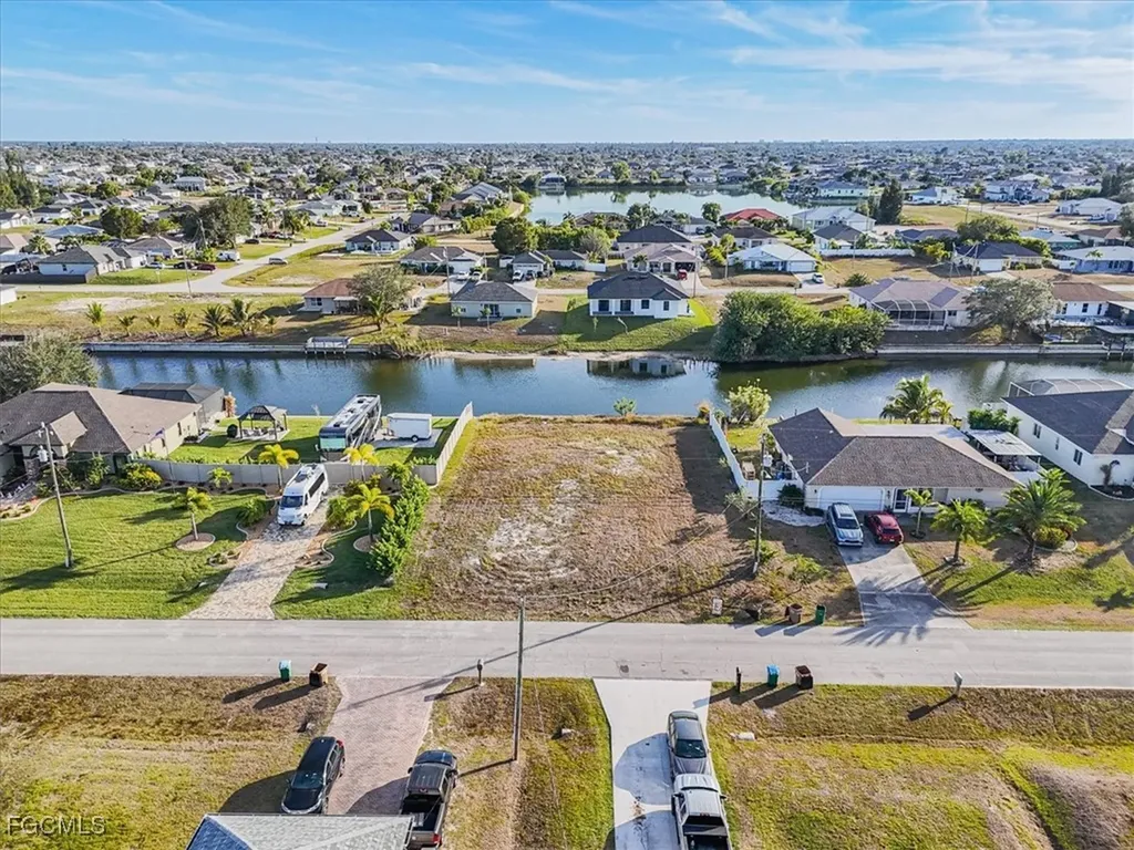 322 NE 20th Street Cape Coral FL 33909