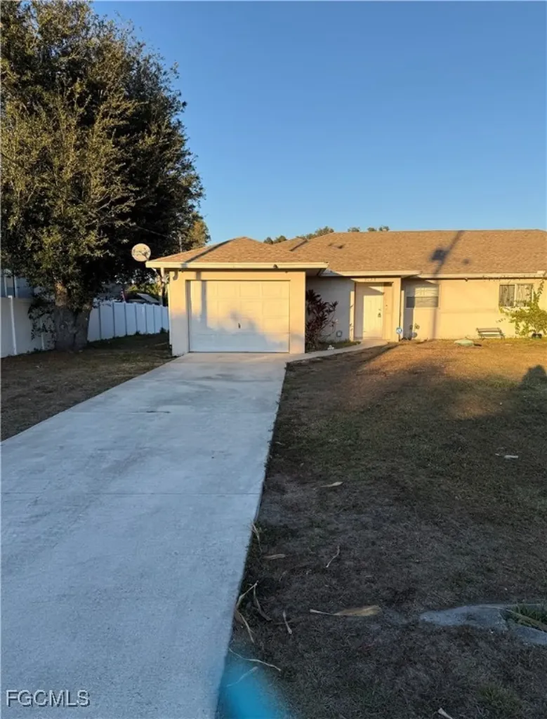 5130 26th Street SW Lehigh Acres FL 33973