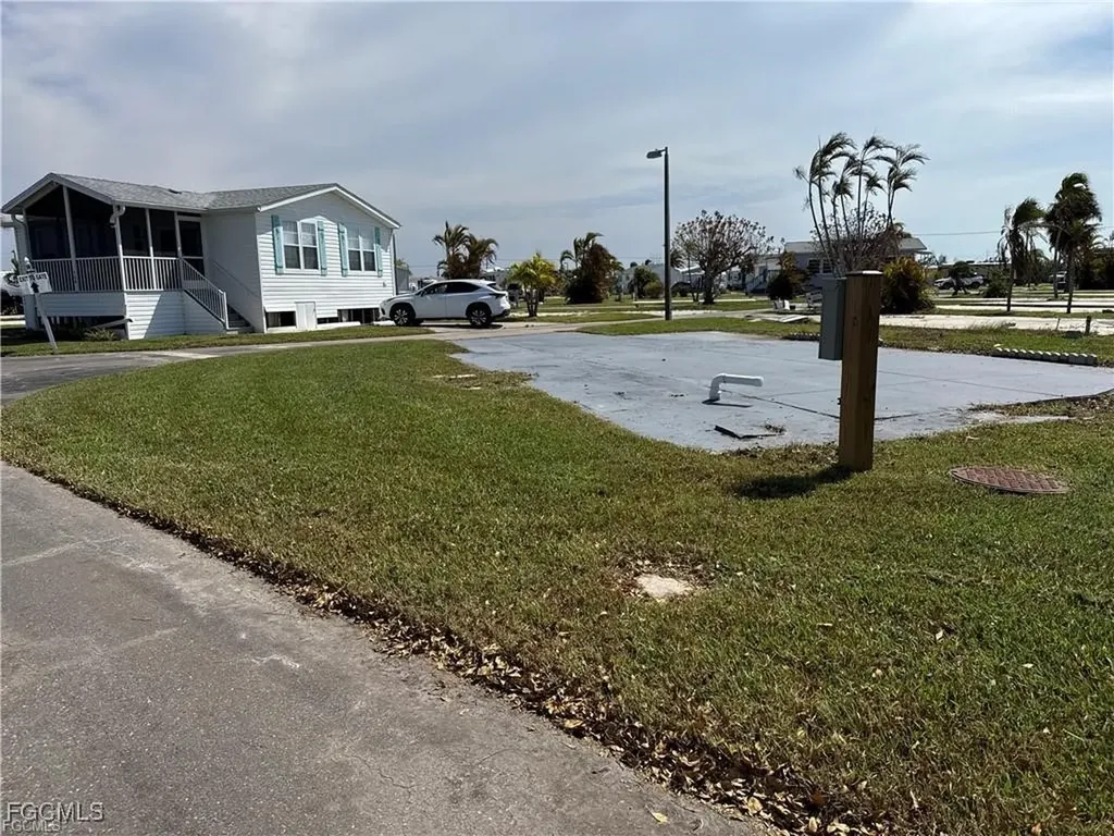 19681 #133 Summerlin Road Fort Myers FL 33908