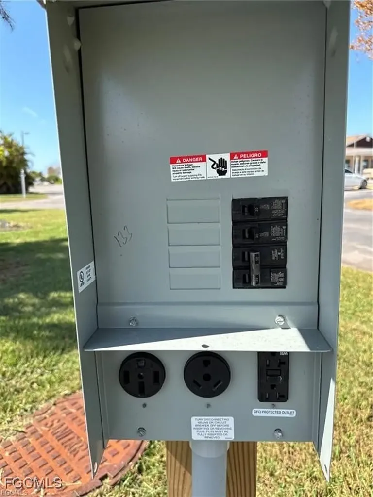 19681 #133 Summerlin Road Fort Myers FL 33908