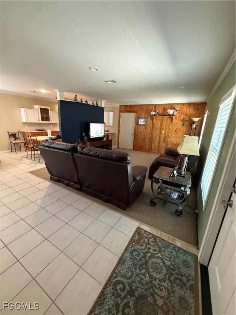 2687 Old Lakeport Road Moore Haven FL 33471