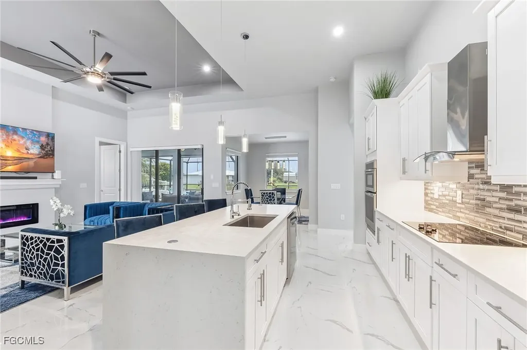 2628 SW 2nd Place Cape Coral FL 33914
