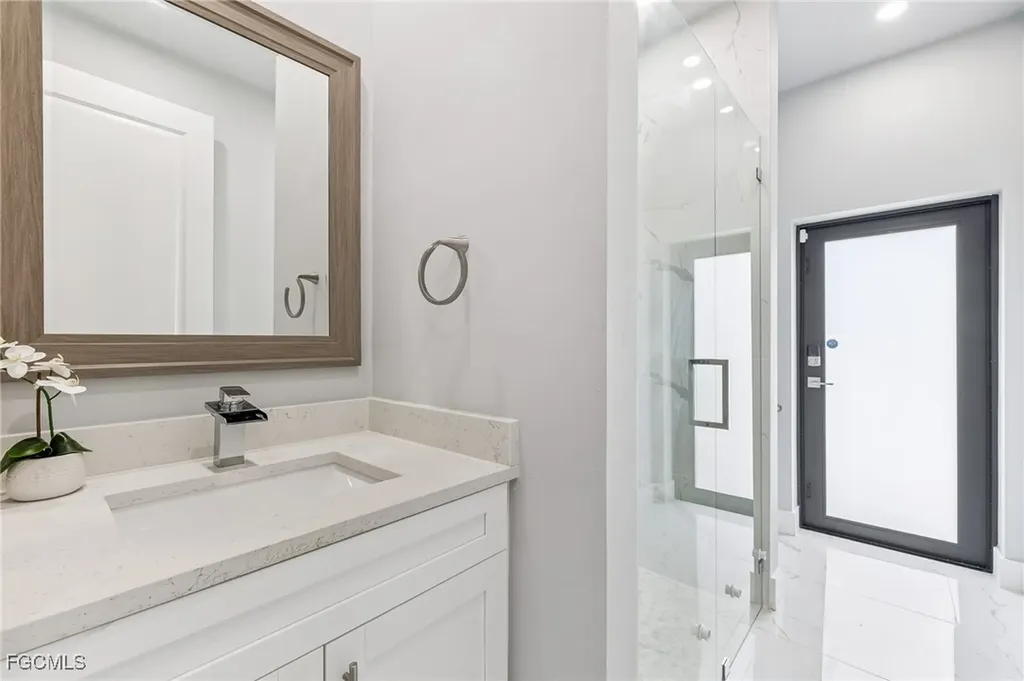 2628 SW 2nd Place Cape Coral FL 33914