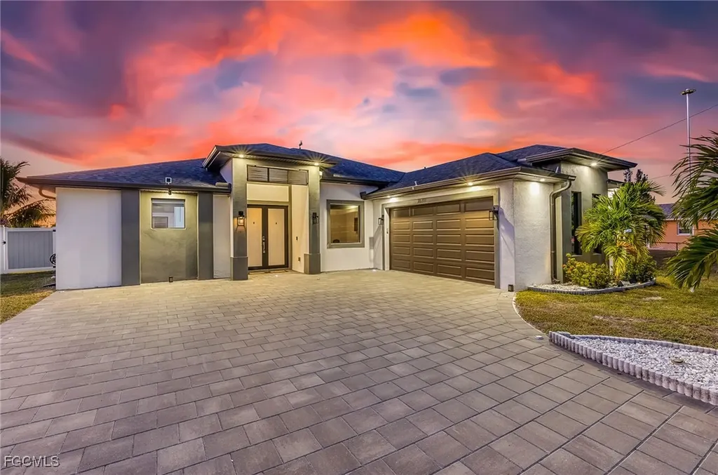 2628 SW 2nd Place Cape Coral FL 33914